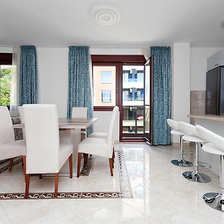 Three Bedroom Spacious Apartment Anatolia Будва Экстерьер фото