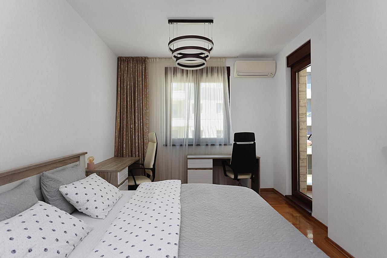 Three Bedroom Spacious Apartment Anatolia Будва Экстерьер фото