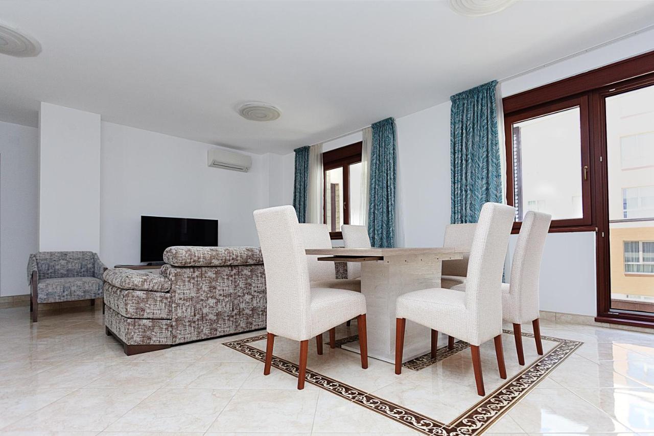 Three Bedroom Spacious Apartment Anatolia Будва Экстерьер фото